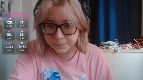 Snapshot of doriabodford chatting on October 29, 2025, 7:32 am Lola online show from October 29, 2025, 7:32 am