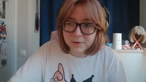 Snapshot of doriabodford chatting on November 11, 2025, 7:30 am Lola online show from November 11, 2025, 7:30 am