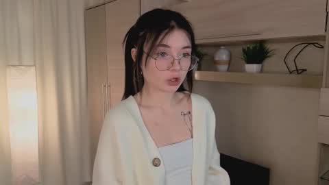 Maria online show from November 19, 2025, 6:13 am