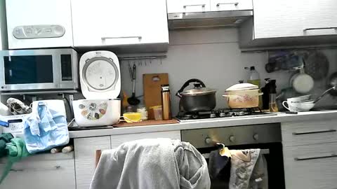 Dorrie Ann online show from March 4, 2025, 5:32 am