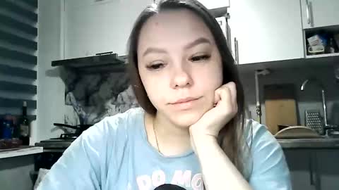 Dorrie Ann online show from December 2, 2025, 4:51 am