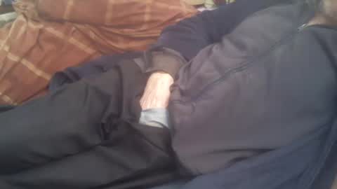 Snapshot of dorsetbiker714 chatting on February 5, 2025, 12:27 pm Hello welcome to Slutsville I am the Naked Chef really but you may call me Peter online show from February 5, 2025, 12:27 pm