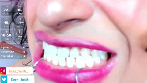 dory_smith_ online show from February 19, 2025, 1:40 am