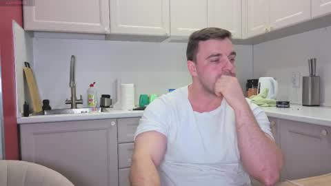 Sasha online show from October 20, 2025, 6:19 pm