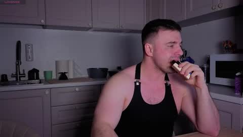 Sasha online show from January 7, 2026, 7:38 pm