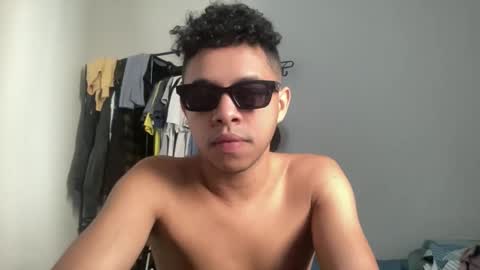 Snapshot of dotadinha chatting on April 21, 2026, 6:01 pm dotadinha online show from April 21, 2026, 6:01 pm