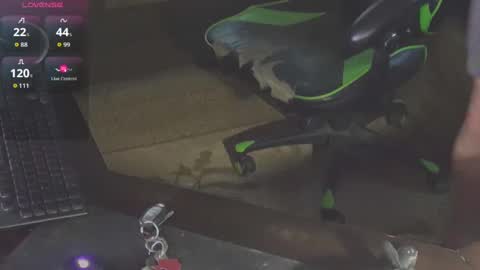 DotYourEyezez  online show from October 2, 2025, 9:55 pm