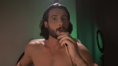 Snapshot of double_luckystrike chatting on October 10, 2025, 5:23 pm Keen online show from October 10, 2025, 5:23 pm