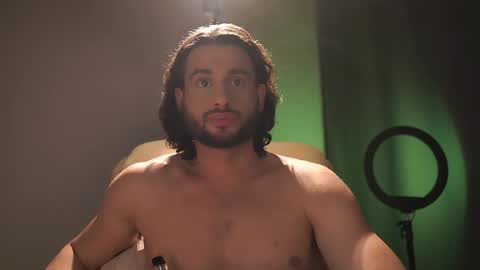 Snapshot of double_luckystrike chatting on October 27, 2025, 7:12 am Keen online show from October 27, 2025, 7:12 am