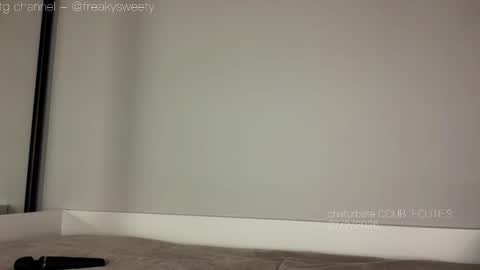 Lana  Eva  dont forget to give us a thumb up online show from February 27, 2026, 1:22 pm