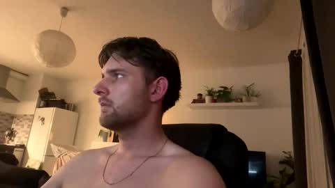 Edii online show from December 4, 2025, 7:22 pm