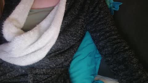 Douce Elsa online show from January 27, 2025, 6:41 pm