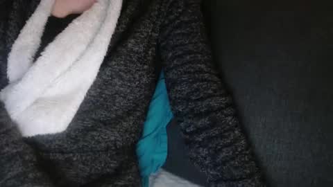 Douce Elsa online show from January 30, 2025, 6:43 pm