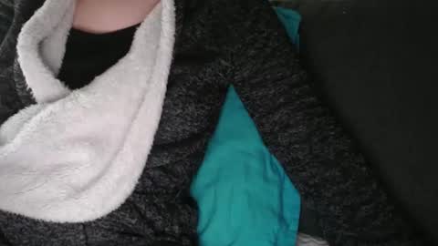 Douce Elsa online show from February 2, 2025, 4:22 pm