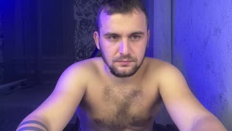 douglas_666 online show from November 6, 2025, 7:48 pm