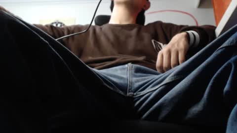 Snapshot of douglas_drake chatting on January 12, 2025, 3:39 am douglas_drake online show from January 12, 2025, 3:39 am