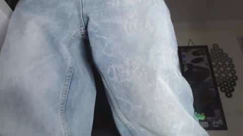 douglas_drake online show from October 7, 2025, 3:58 am