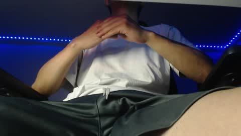 douglas_drake online show from March 31, 2026, 2:02 am