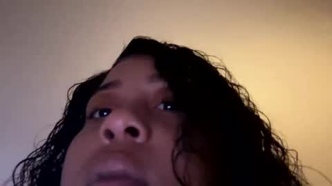 dove_love22 online show from October 11, 2025, 6:28 pm