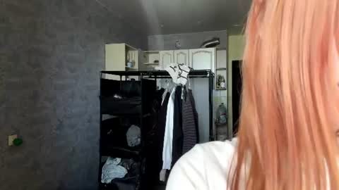 Lina online show from July 22, 2026, 11:35 am