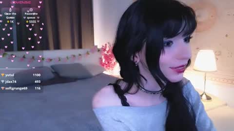 Draculaura online show from February 16, 2025, 11:59 pm