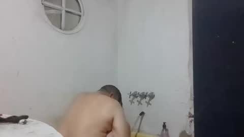 dragonred221 online show from October 31, 2025, 3:07 am