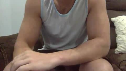 Snapshot of dragonscim980 chatting on December 14, 2025, 5:24 am dragonscim980 online show from December 14, 2025, 5:24 am