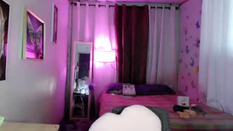 Snapshot of drainedmemypeople chatting on September 25, 2025, 5:22 am bebs online show from September 25, 2025, 5:22 am