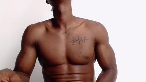 Snapshot of drake_brown_23 chatting on September 29, 2025, 12:49 am Drake 23 online show from September 29, 2025, 12:49 am