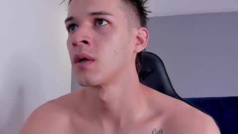 Snapshot of drake_carter1 chatting on October 15, 2025, 12:22 am drake_carter1 online show from October 15, 2025, 12:22 am