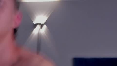 drake_carter1 online show from January 14, 2026, 8:25 pm