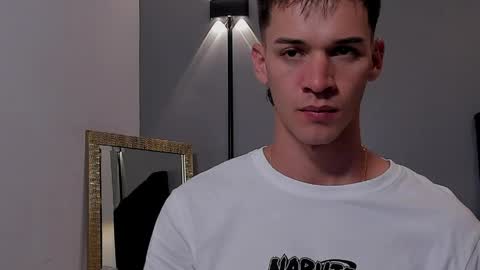 drake_carter1 online show from April 7, 2026, 2:23 am