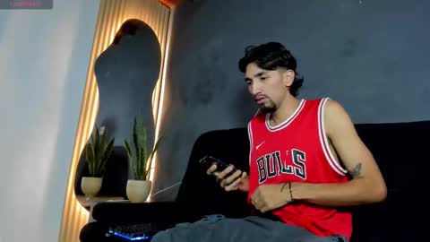 Snapshot of drake_franco chatting on September 25, 2025, 12:09 pm drake_franco online show from September 25, 2025, 12:09 pm