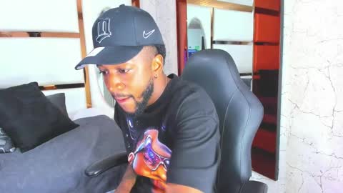 ---Drake--- online show from December 7, 2024, 11:23 pm