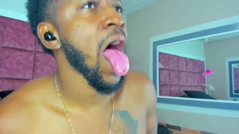 ---Drake--- online show from December 21, 2024, 6:34 pm