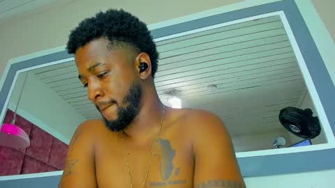 ---Drake--- online show from December 29, 2024, 6:05 pm