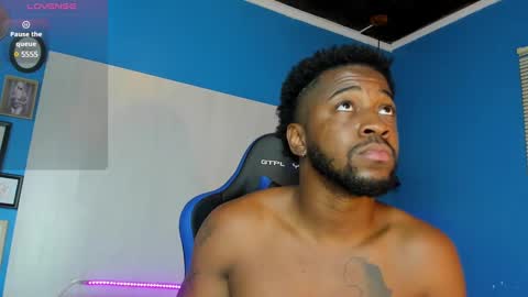 ---Drake--- online show from February 14, 2025, 7:12 pm