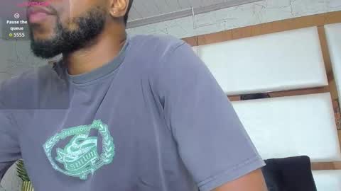 ---Drake--- online show from October 3, 2025, 4:59 pm