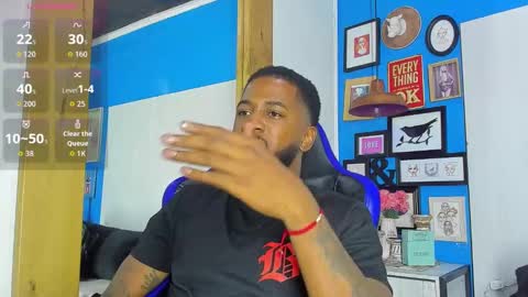 ---Drake--- online show from October 9, 2025, 11:25 pm