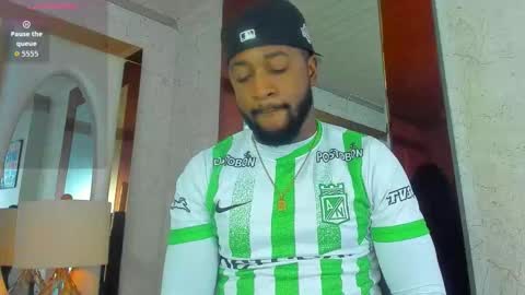 ---Drake--- online show from January 13, 2026, 9:31 pm