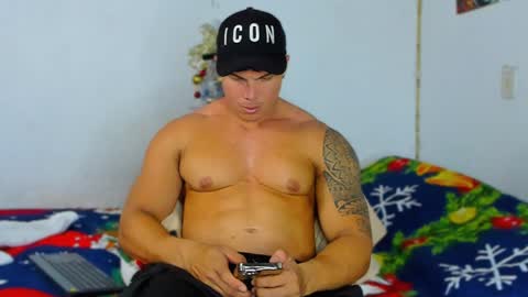 drake_xion1 online show from December 18, 2024, 2:42 am