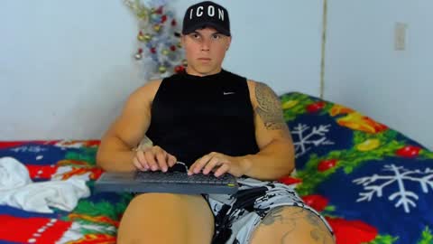 drake_xion1 online show from December 18, 2024, 11:51 pm