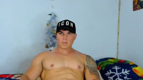 drake_xion1 online show from January 4, 2025, 2:03 am