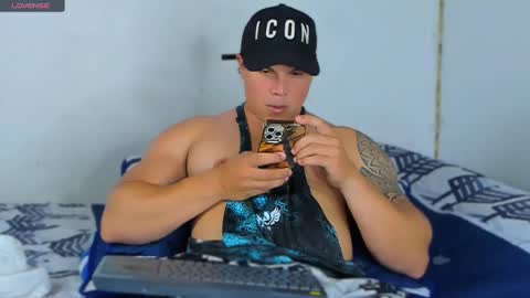 drake_xion1 online show from February 18, 2025, 10:36 pm