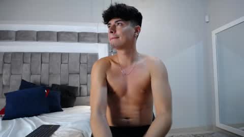 Snapshot of drakecollinss chatting on February 23, 2025, 11:14 pm drakecollinss online show from February 23, 2025, 11:14 pm