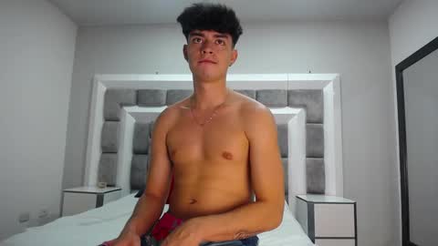 Snapshot of drakecollinss chatting on March 8, 2025, 8:03 pm drakecollinss online show from March 8, 2025, 8:03 pm