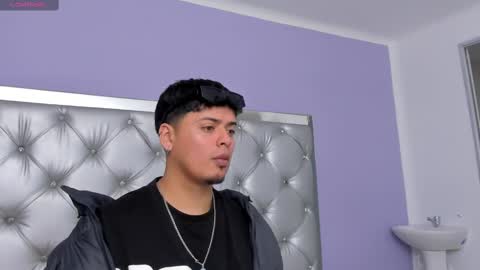 drakeeee online show from October 23, 2025, 3:11 pm