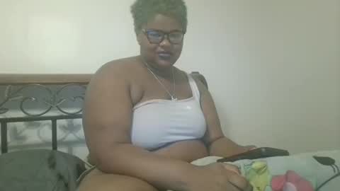 dramaqueen576161 online show from September 10, 2025, 3:34 pm