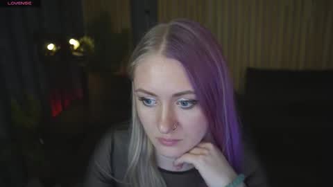 Snapshot of dramaquenn chatting on February 27, 2026, 6:57 am Lina online show from February 27, 2026, 6:57 am