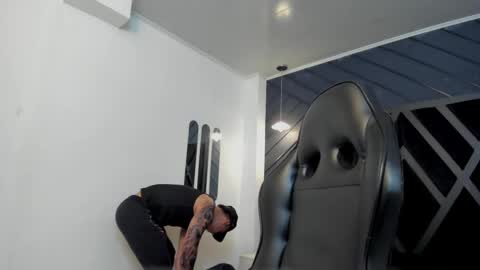 Draven online show from November 24, 2025, 11:32 am